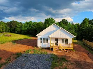 317 Foxes Grove Rd, Chatsworth, GA 30705