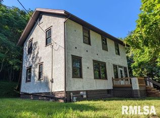 654 N Main St, East Peoria, IL 61611