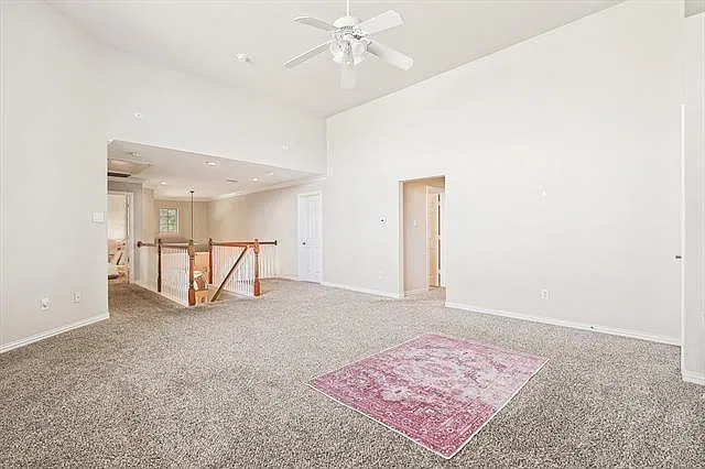 5 bed, 3016 sqft, $3,250 — Photo 4
