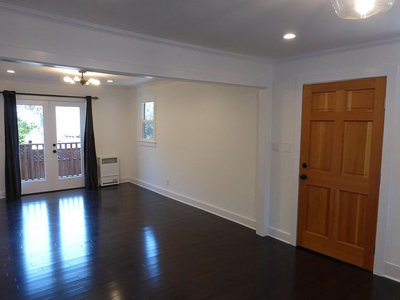 4th image of 1531 Maltman Ave