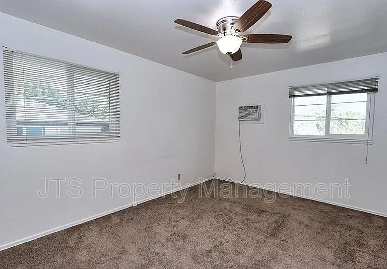 4439 V St #6 — Photo 39