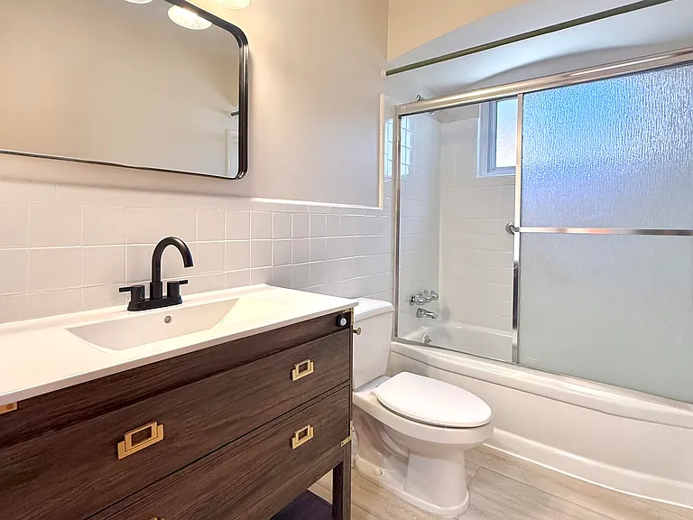 2182 Vernier Rd #2182 — Photo 18