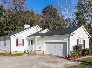 11926 Stewarts Crossing Dr, Charlotte, NC 28215