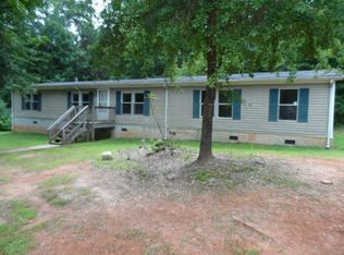 28 Quail Trl, Carrollton, GA 30116
