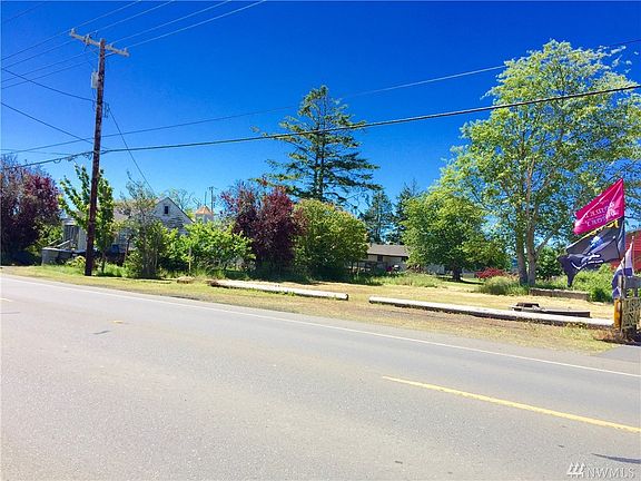 5th image of 313 N Montesano St