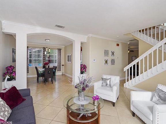 4th image of 12642 Enclave Dr