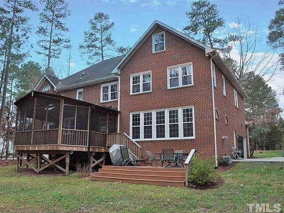 4th image of 208 Silver Creek Trl