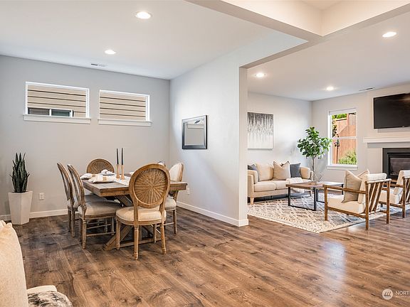 4th image of 2917 NE 85th Drive