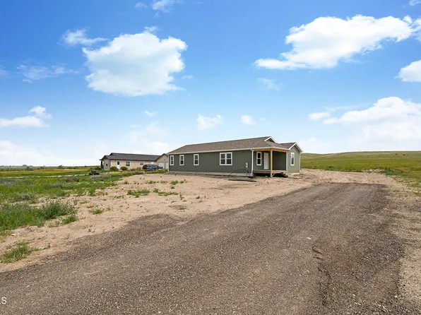 5506 Kingston Ave, Williston, ND 58801