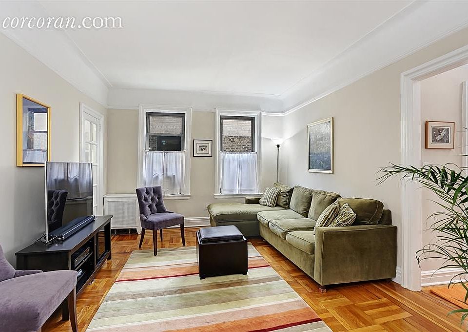 1st image of 270 Seaman Ave APT F8