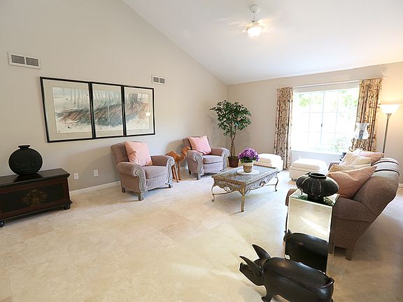 4th image of 23669 Chandelle Pl