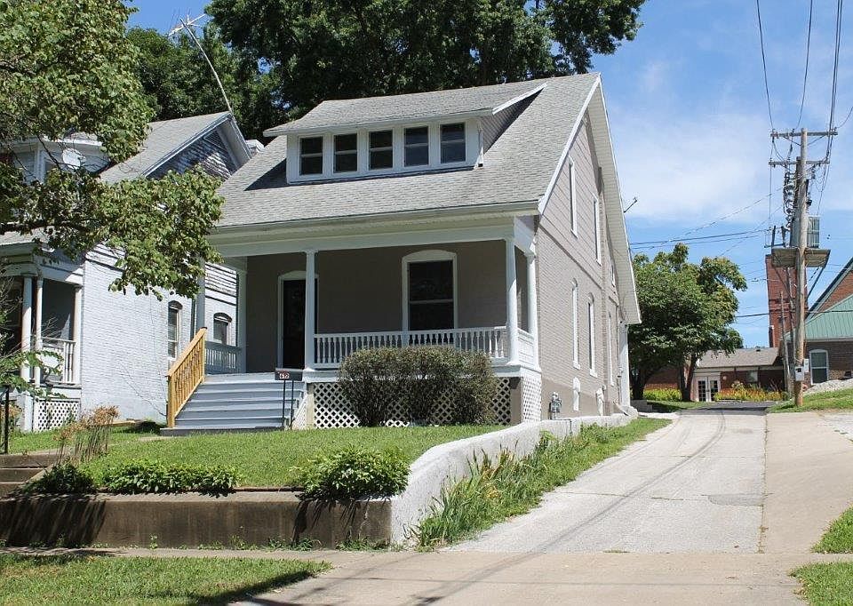 1st image of 612 4th St