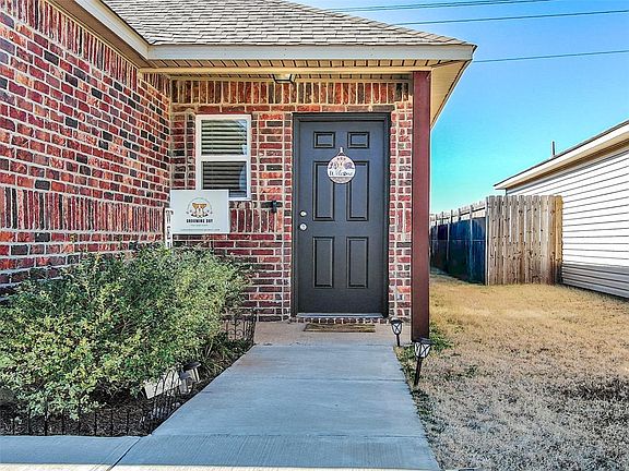 4th image of 11637 Jude Way
