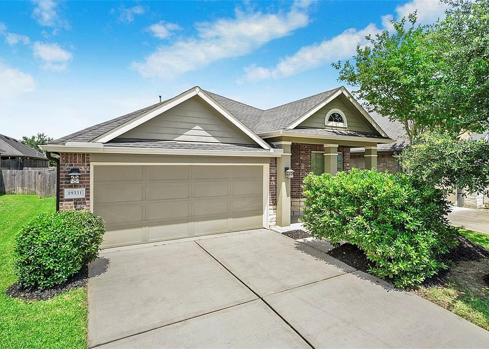 1st image of 19331 Dockside Hill Ln