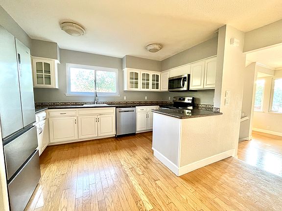 5th image of 35 Miwok Dr