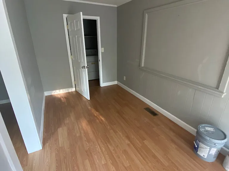 312 Three Bridges Rd — Photo 4