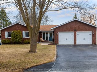 2209 Willard Ave, Innisfil, ON L9S2C1