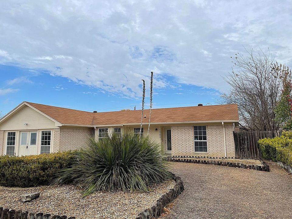 1st image of 1701 Sagebrush Dr