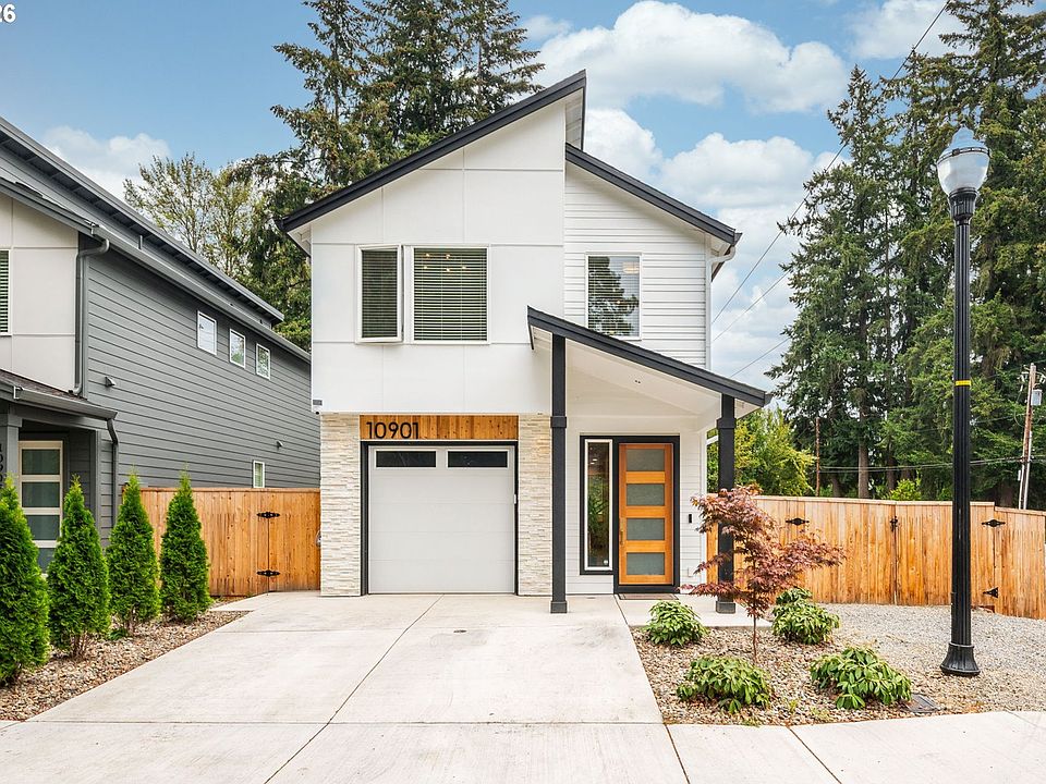 1st image of 10901 NE 64th Ct