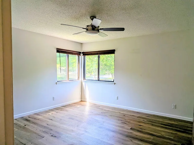 515 Clearwater Dr — Photo 24