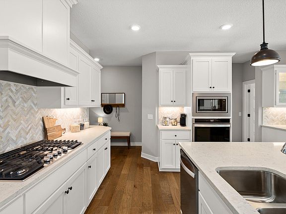 5th image of 14361 Alder Way