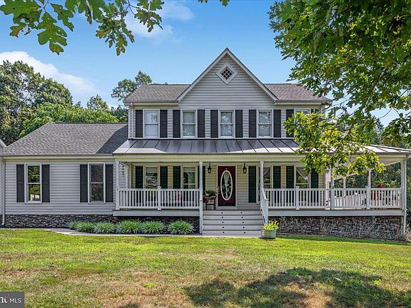 2nd image of 10089 Greenwich Wood Dr