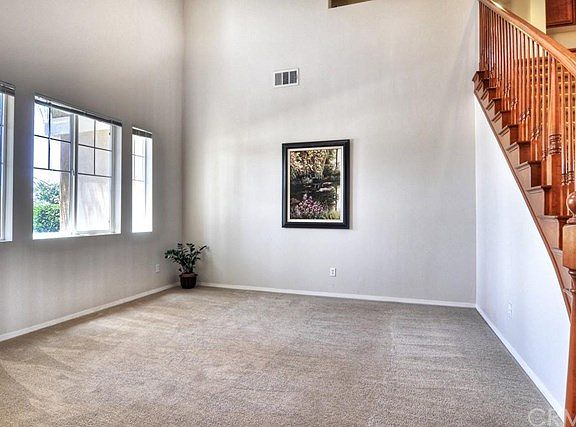 4th image of 185 Bay Cir