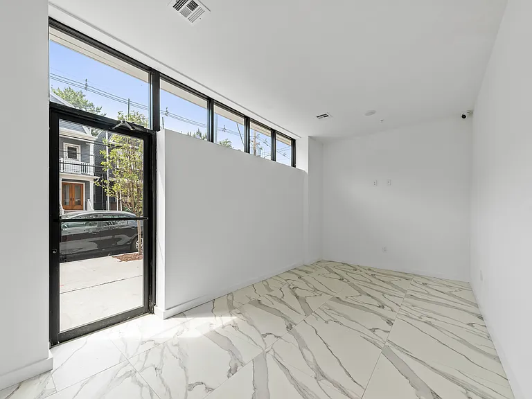 28 Vroom St #405 — Photo 14