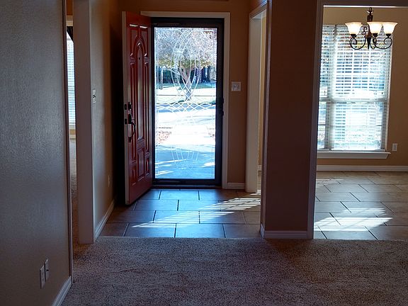 5th image of 9010 Gaston Ave