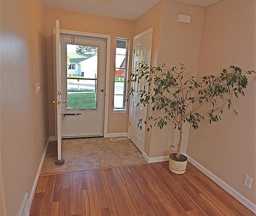 2nd image of 2803 Donna Ave