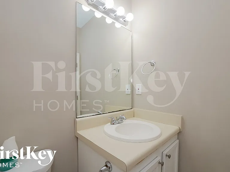 1 White Pines Dr — Photo 14