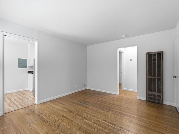 4th image of 2312 P St APT 2