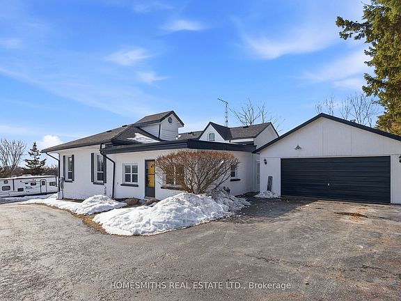 3rd image of 8766 Danforth Rd W