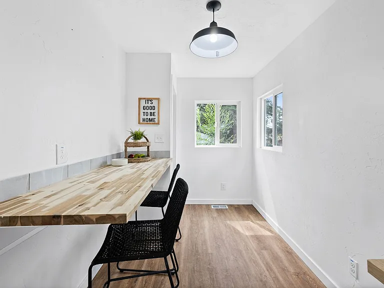 8004 E Broadway Ave — Photo 12