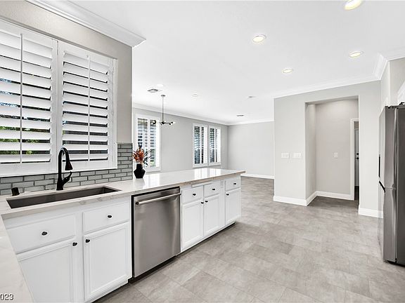 5th image of 2024 Summer Cove Ct Unit 102