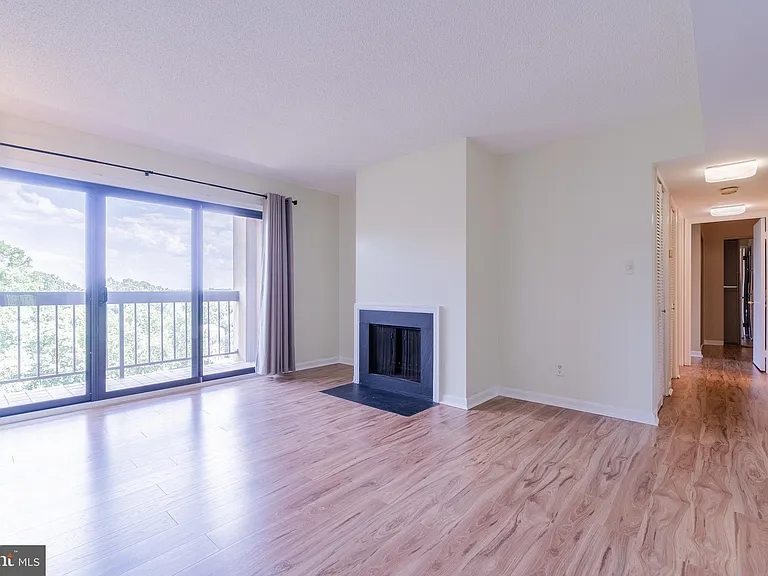 805 N Howard St #438 — Photo 9