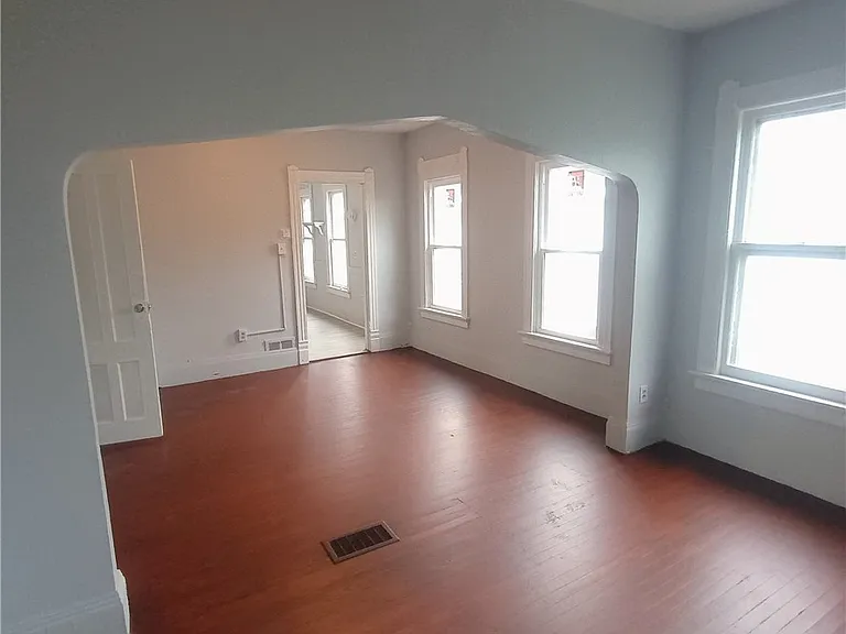 406 Union Pl — Photo 13