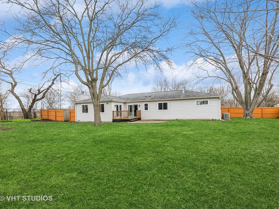2nd image of 605 Ash Rd