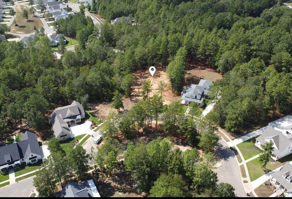 1st image of 96 Baneberry Trce
