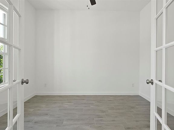 5th image of 8882 Ice House Dr