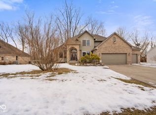 237 Edgewood Ct, Pittsboro, IN 46167