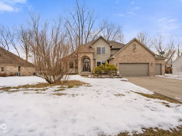 237 Edgewood Ct, Pittsboro, IN 46167