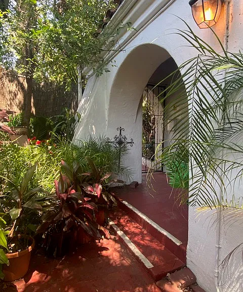 4350 York Blvd — Photo 3
