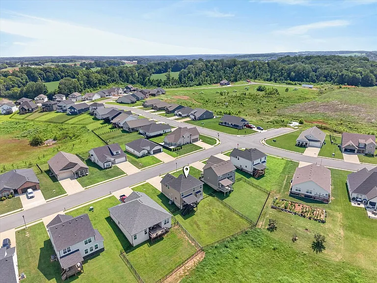 393 Frontier Dr — Photo 45