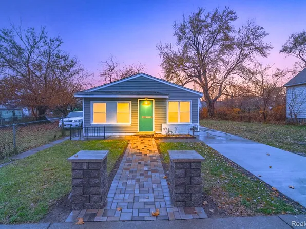 1444 S Liddesdale St, Detroit, MI 48217