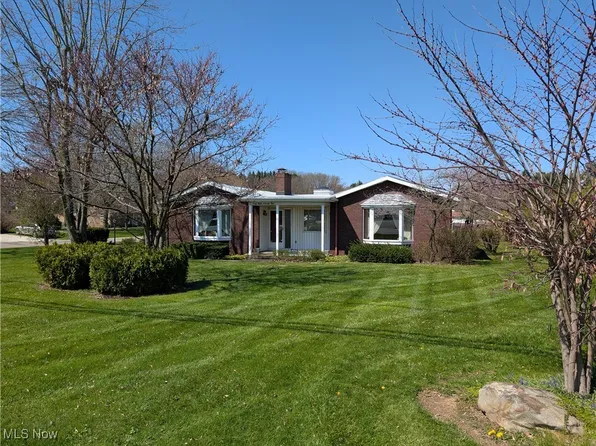 6871 Frank Ave NW, North Canton, OH 44720