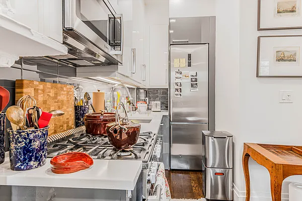 Rented by NMRE | media 15