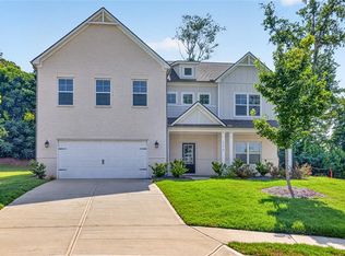 5270 Woodline View Cir, Auburn, GA 30011