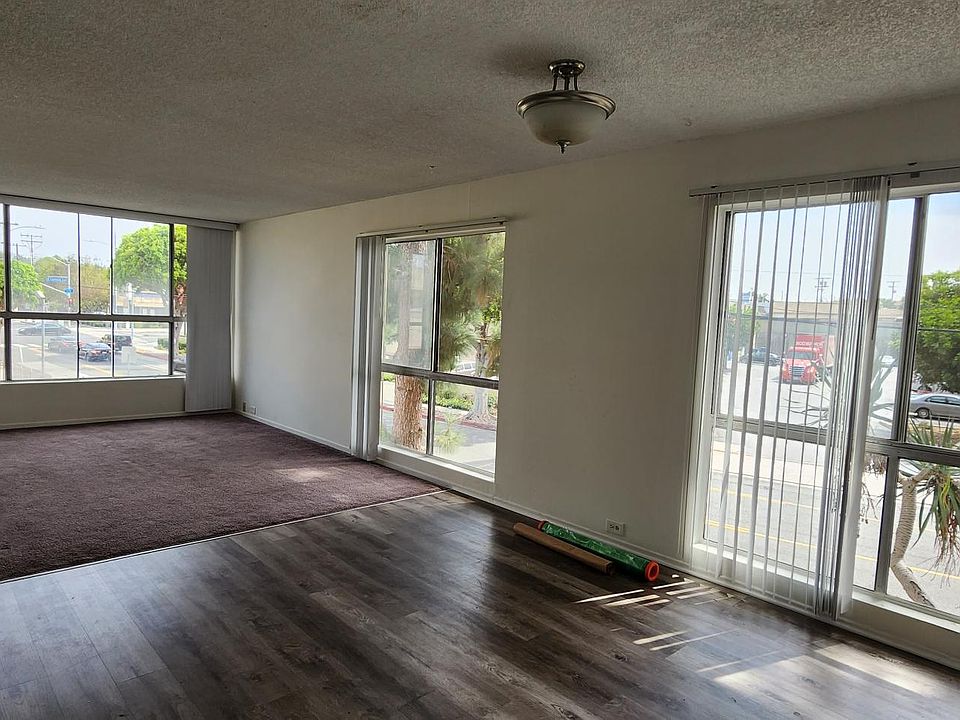 1st image of 500 Evergreen St Unit 303