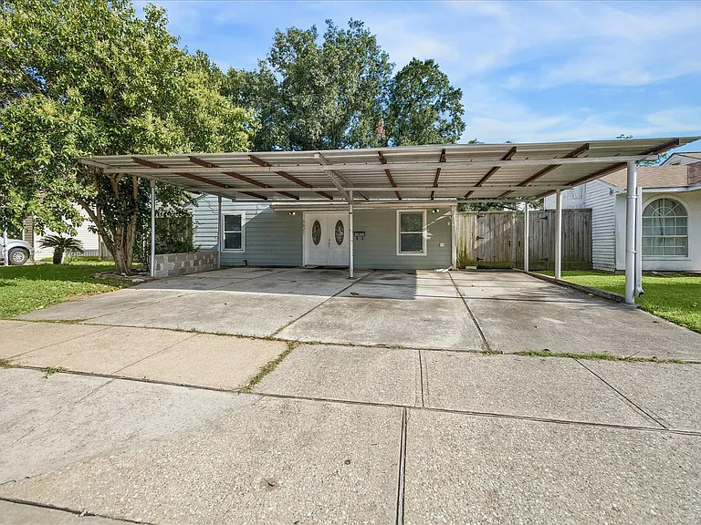 6621 Westview Dr — Photo 2